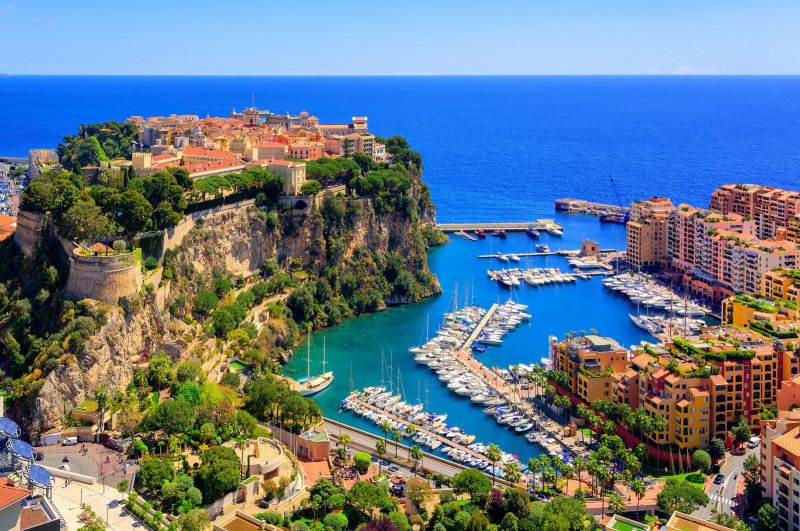 Prima Travel  Francúzska riviéra a luxusné Monako LETECKY